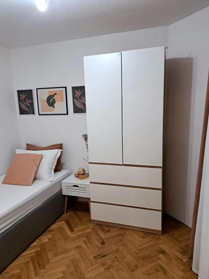 Ocean Apartman Jesenice  Exterior photo