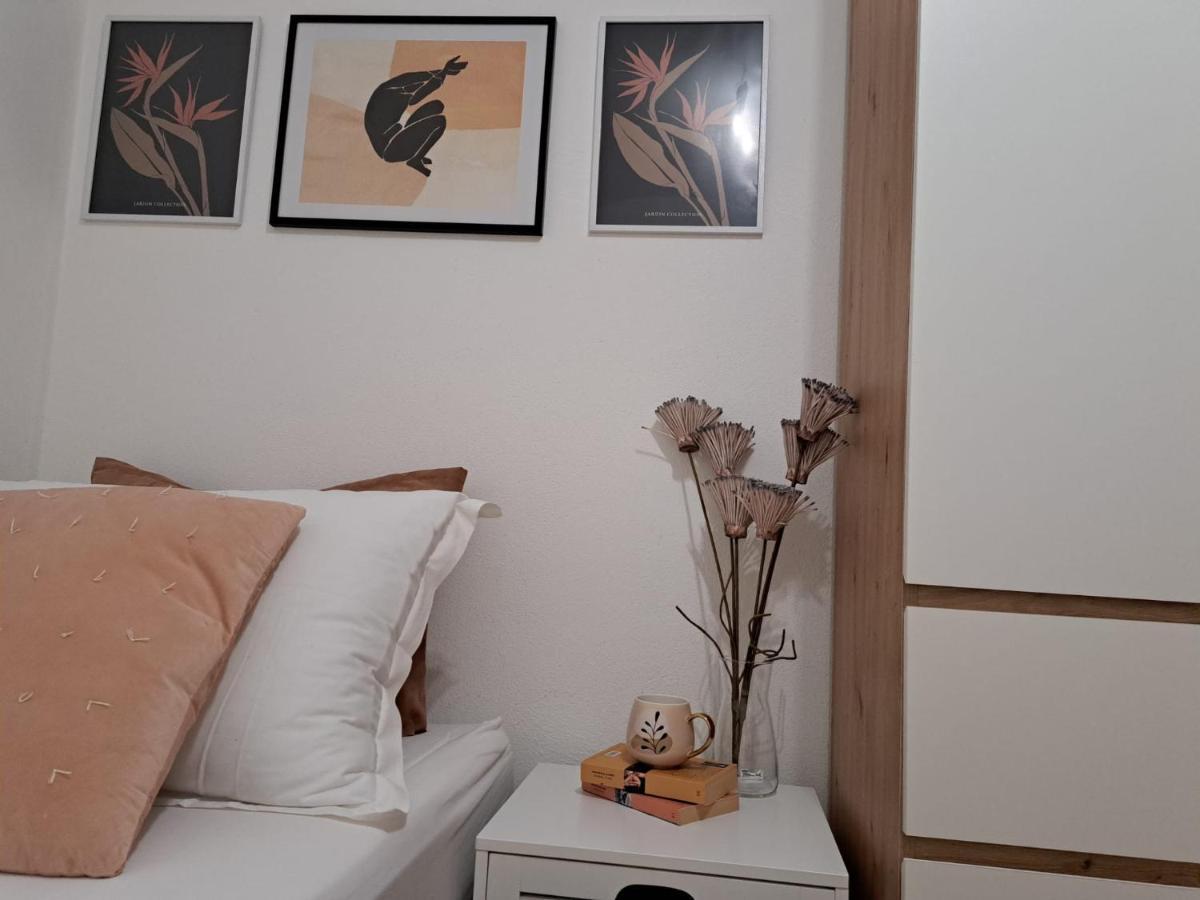 Ocean Apartman Jesenice  Exterior photo